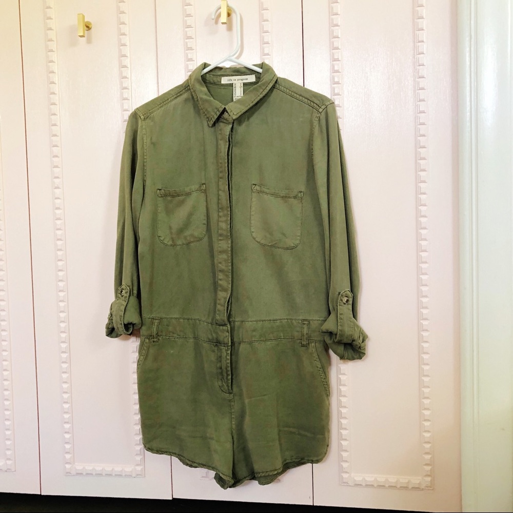 Army Green Romper, size small